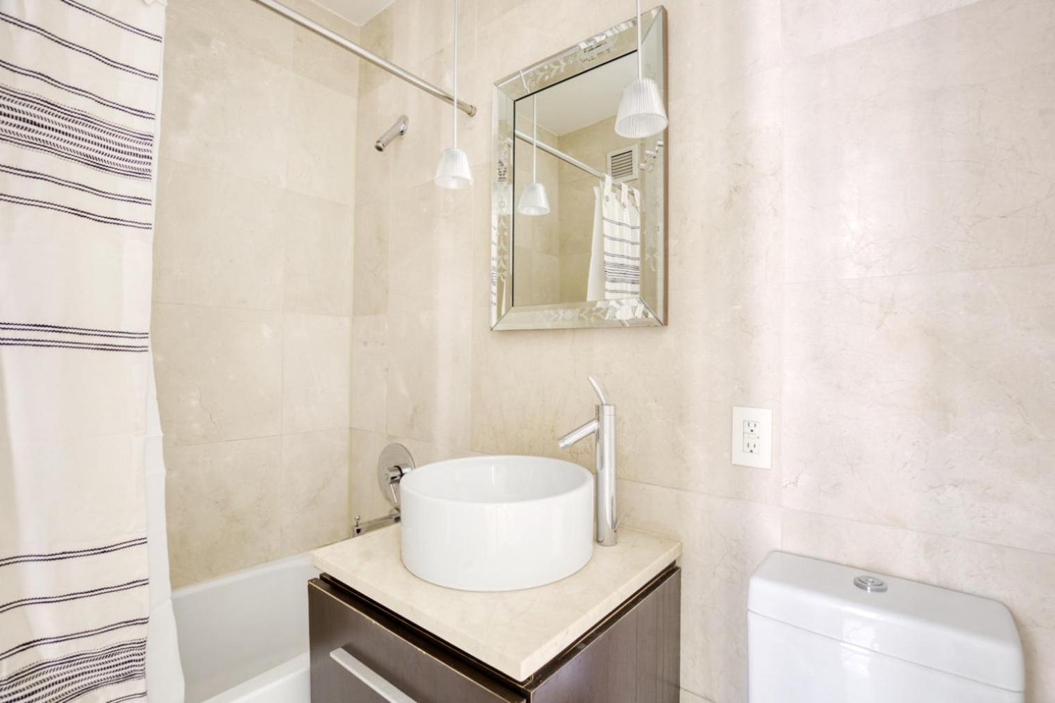 Fidi 1br W Elevator Doorman Gym Nr St Nyc-619 Nova York